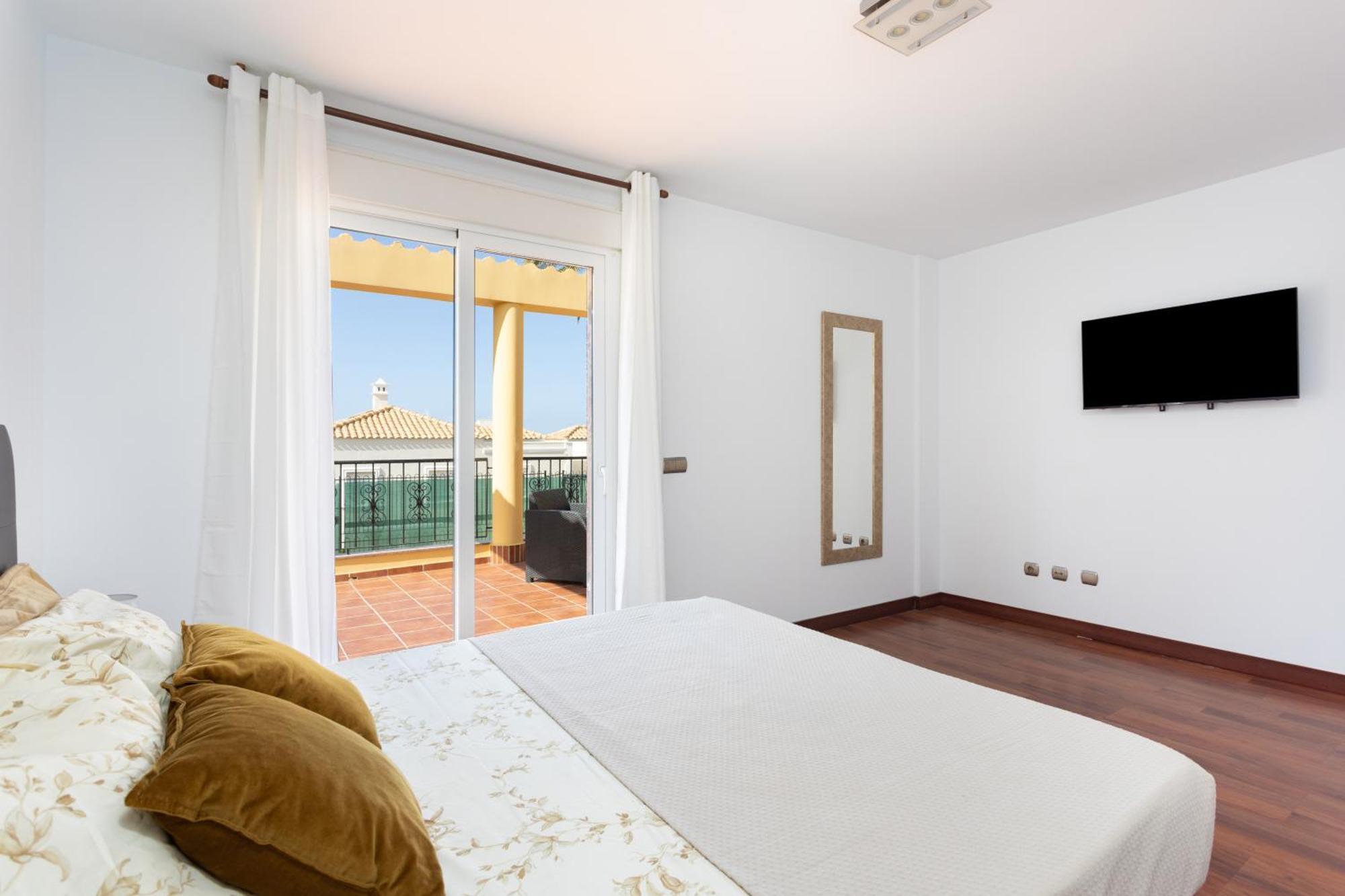 Classbnb - Exclusive Villa With Private Pool 1 Kilometer From Los Cristianos Beach Екстериор снимка